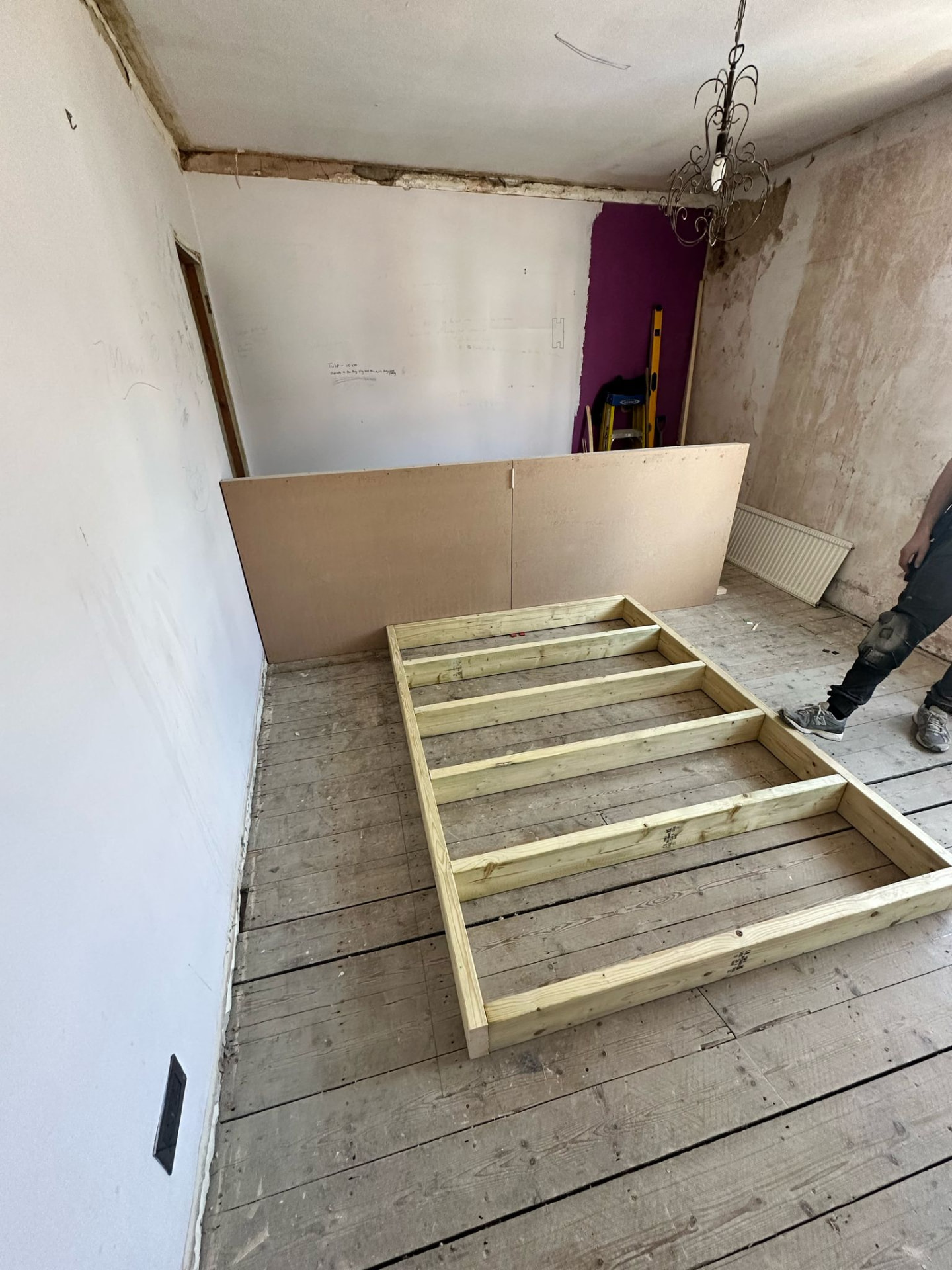 Timber frame for the custom floating bed platform