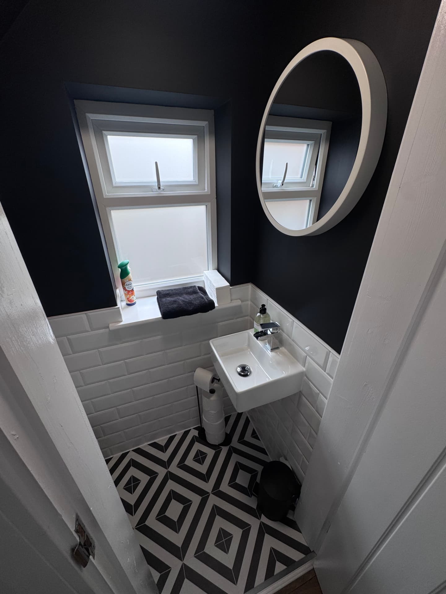 New downstairs toilet created under the stairs